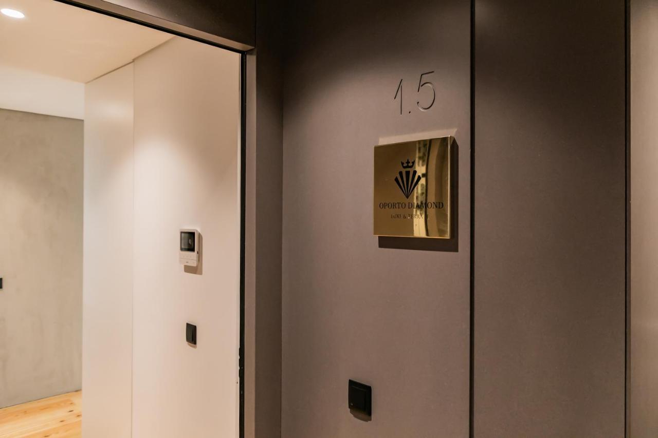 Apartamento Oporto Diamond Luxe & Terrace Exterior foto